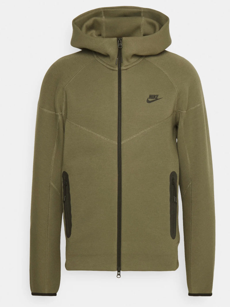 Nike Tech Fleece